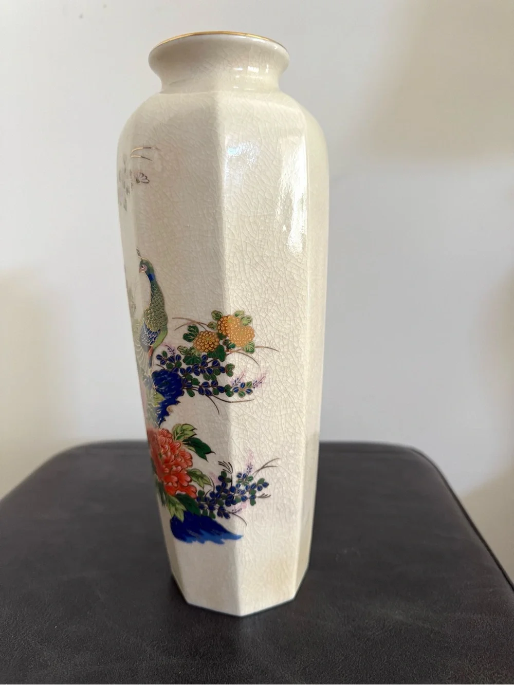 VTG Chinoiserie Peacock Vase. Eight panel porcelain 11”